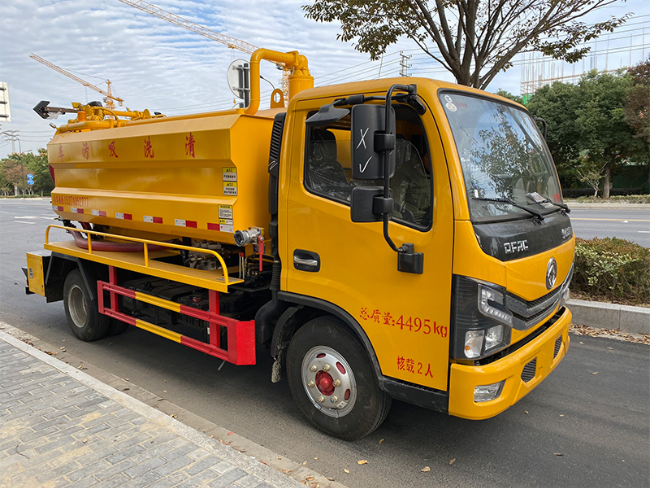 铁门关清洗吸污车